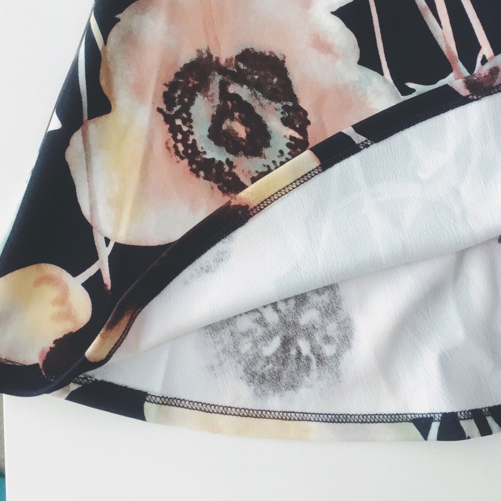 NWT navy/orange floral mini skater skirt - Picture 6 of 6